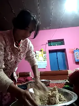 Offline R_Roshni on StripChat