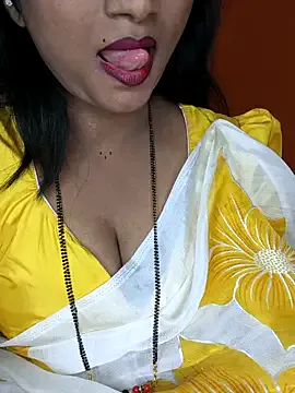 Offline Rachu_love on StripChat