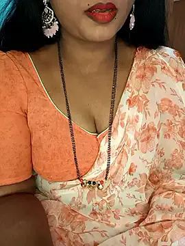 Offline Rachu_love on StripChat