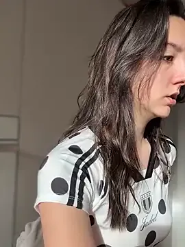 Offline RealJuliette on StripChat