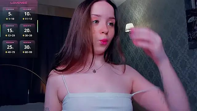 Offline RenetTolken on StripChat