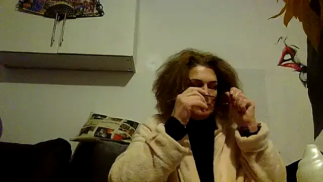 Offline RubyyRosee on StripChat