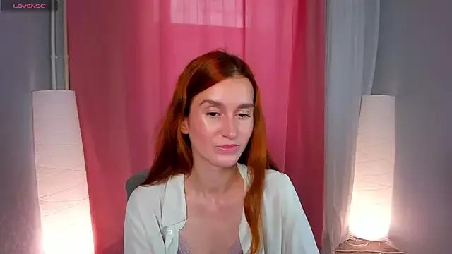 Sally_Biscuit on StripChat 