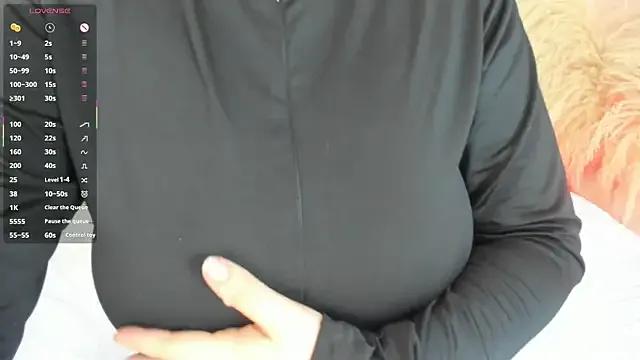 samaara_ on StripChat 