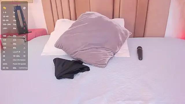 samaara_ on StripChat 