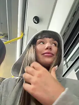 Offline Sophie_Avory on StripChat