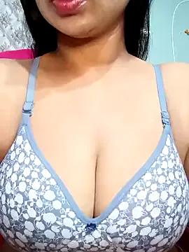 Sweety4u97 on StripChat 