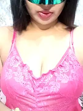 Sweety4u97 on StripChat 
