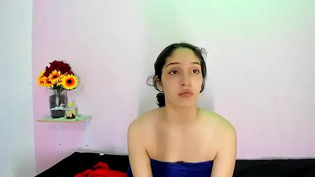 TeensNews18 on StripChat 