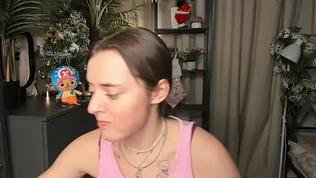 Offline ThelmaJusto on StripChat