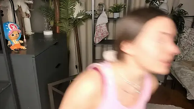 Offline ThelmaJusto on StripChat