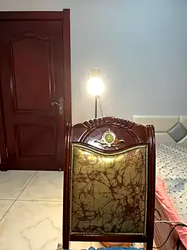 Offline tuanzi125216 on StripChat